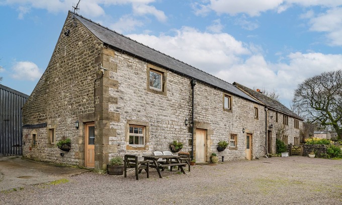 Litton Cottage | Host & Stay | The Barn - Upper Farm