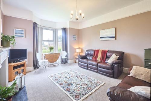 Hayton House | Host & Stay - The Beeches