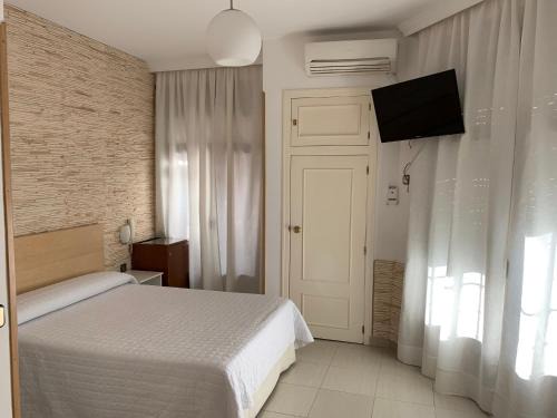 Valdemoro House | Hostal Cervantes