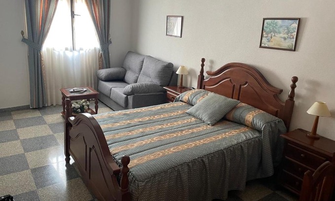 Calzada de Calatrava House | Hostal Las Palomas