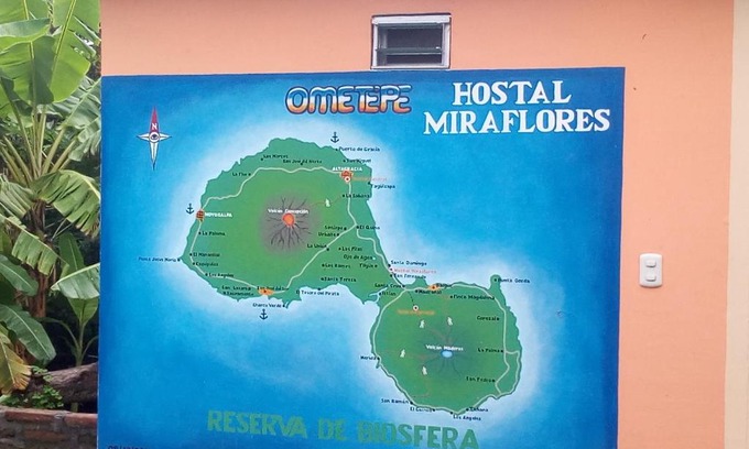 Santo Domingo Hostel | Hostal Miraflores