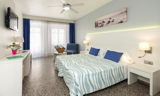 Figueretas House | Hostal Pitiusa