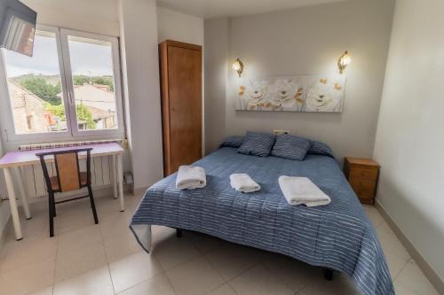 Villalonquejar House | Hostal - Restaurante La Buena Villa by Vivere Stays