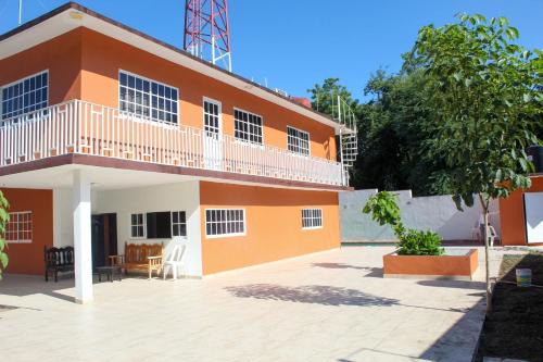 Aquismon House | Hostal tikhall