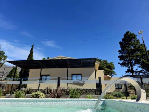 El Mollar Hotel | Hostería La Angostura