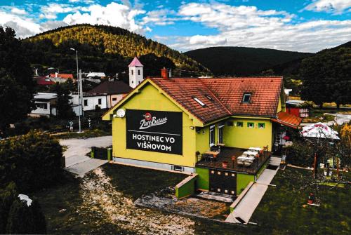 Visnove House | Hostinec vo Višňovom