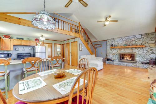 Canton House | Hot Tub and Ping-Pong Table Canton Home with Views!