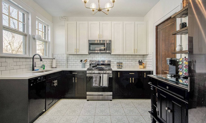 Burns Park House | Hot Tub | Game Room | Sauna | Deck | Fire Pit | Walk to Stadium/Downtown/Park