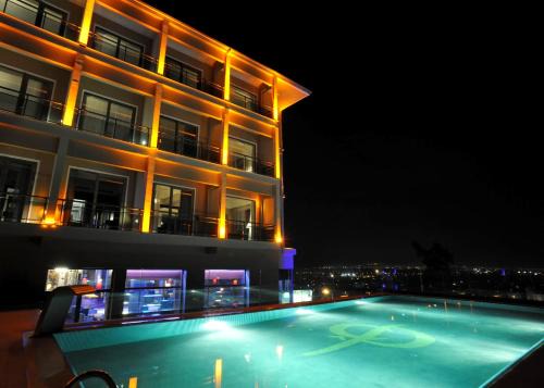 Cekirge Mahallesi Hotel | Hotel Çelik Palas Convention Center & Thermal SPA