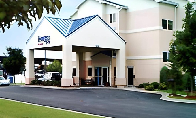 Bayberry Hotel | Hotel ∙ 127 guests