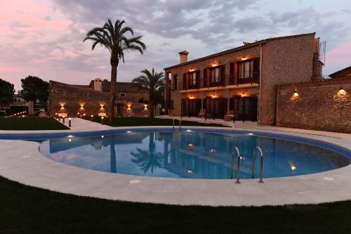 Torroella de Fluvia Hotel | Hotel Aires de l'Emporda