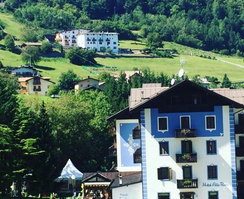 Cavedago Hotel | Hotel alle Rose