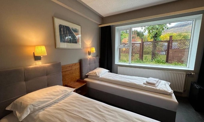 Reydarfjoerdur Hotel | Hotel Austur