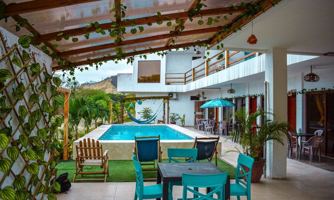 Canoa Hotel | Hotel Baja Beach Los Manglares