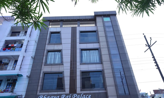 Kalyanpur Hotel | Hotel Bhagyaraj Palace Keshavpuram