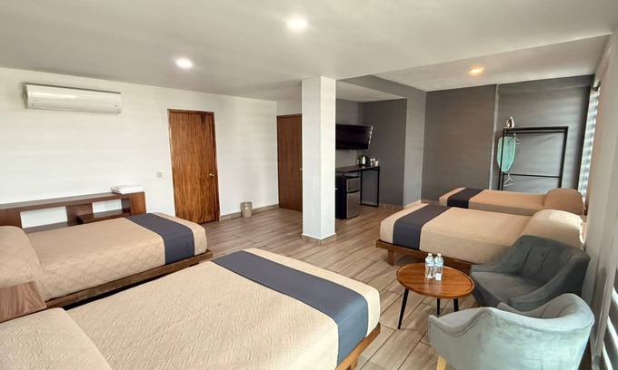 Lazaro Cardenas Hotel | HOTEL CAMELINAS EXPRESS