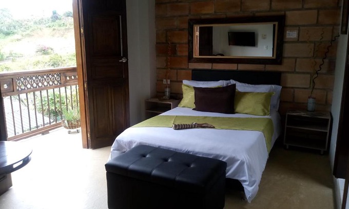 Ciudad Bolivar Hotel | Hotel Casa Lily