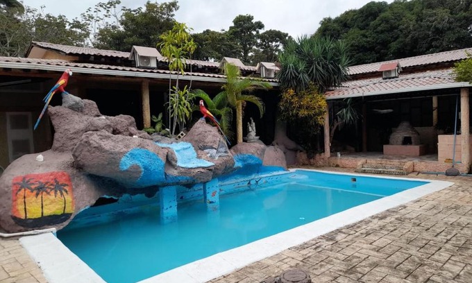 Sector 3 Bed & Breakfast | Hotel Casa Vieja