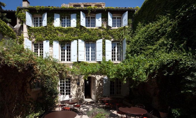 Villeneuve-les-Avignon Hotel | Hotel De L'Atelier