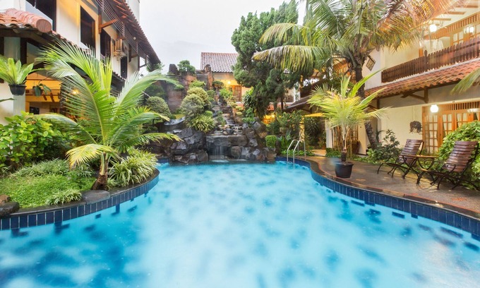Prawirotaman Hotel | Hotel dengan nuansa taman yang alami