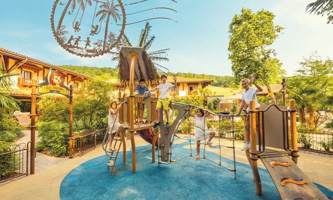 Dolancourt Hotel | Hotel des Pirates