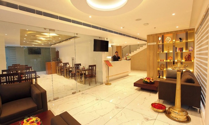 Karunagappally Hotel | HOTEL DIAMOND FORT