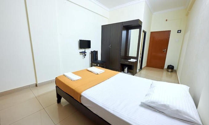 Manipal Hotel | Hotel Downtown Manipal!!