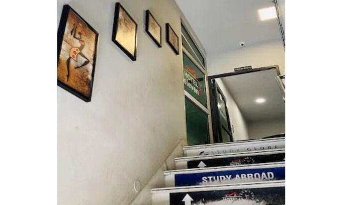 Sirsa Apartment | Hotel Eleven 6