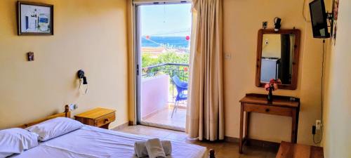 Sarakiniko Hotel | Hotel Galaxias