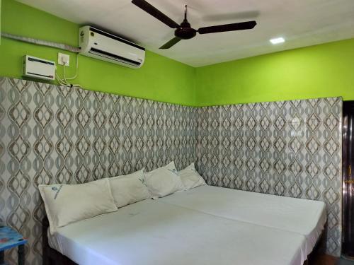 Velankanni Hotel | Hotel Grand Arputha