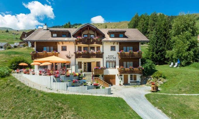 Vella Hotel | Hotel Gravas Lodge - Das Hotel für Gäste mit Hund