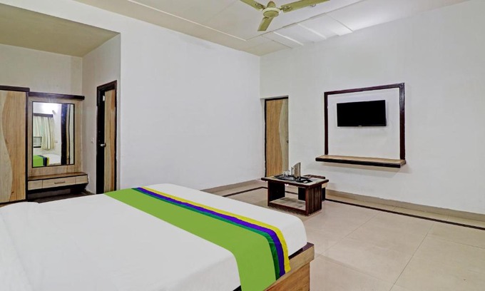 Taj Ganj Hotel | Hotel Heaven Grand