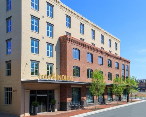 Old Town Alexandria Hotel | Hotel Indigo Old Town Alexandria by IHG
