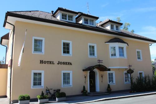 Maxglan Hotel | Hotel Josefa
