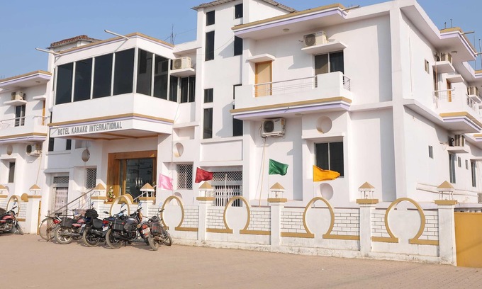 Bodh Gaya Hotel | HOTEL KANAKO INTERNATIONAL BODHGAYA