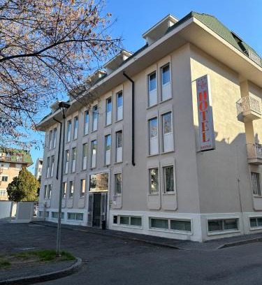 Corsico Hotel | Hotel Kristall