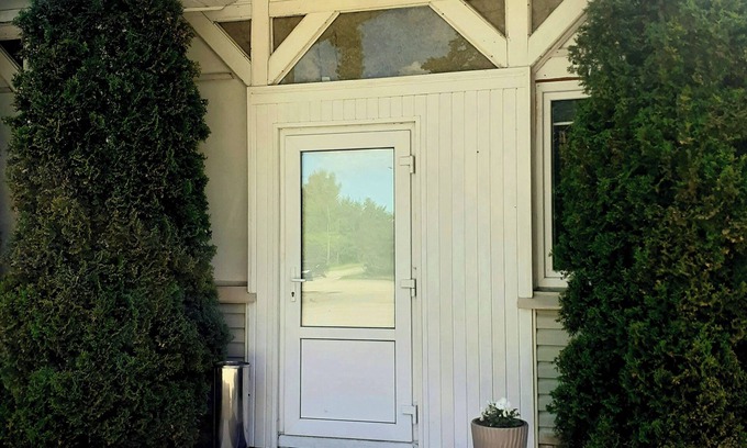 Lapmezciems Parish House | Hotel KVN