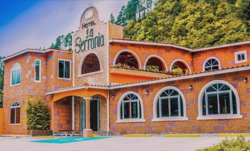 Los Naranjos Hotel | Hotel La Serrania