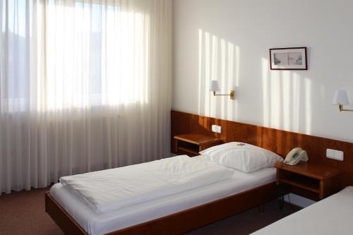 Rosbach vor der Hoehe Hotel | Hotel La Taverna