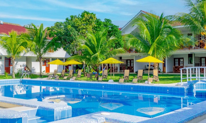 Sauce Hotel | Hotel Laguna Azul
