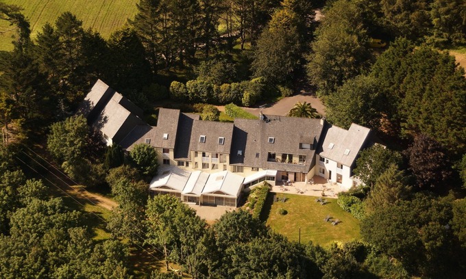 Locronan Hotel | Hotel Latitude Ouest