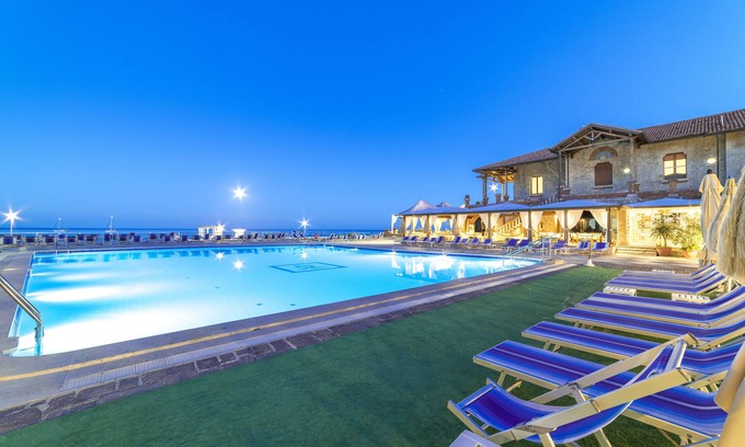 San Felice Circeo Hotel | Hotel Maga Circe