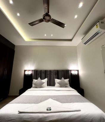 Kanpur Hotel | Hotel Majestic Grand By MNG Rooms