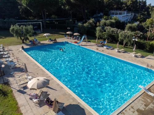 Grotta dell'acqua Hotel | Hotel Mira