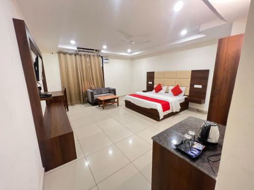 Padrauna Hotel | Hotel My Best Stay Patiala ! Parking ! Near Bus Stand ! Banquet ! Near Punjabi University ! Couple Friendly