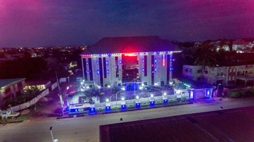 Independence Layout Hotel | hotel new york, nawfia st, off agric bank, enugu, nigeria