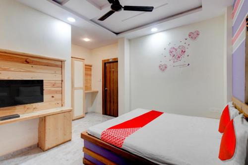 Parsivni Hotel | Hotel O Holiday Prime