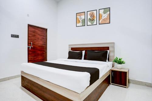 Karhal Hotel | Hotel O The King Heaven