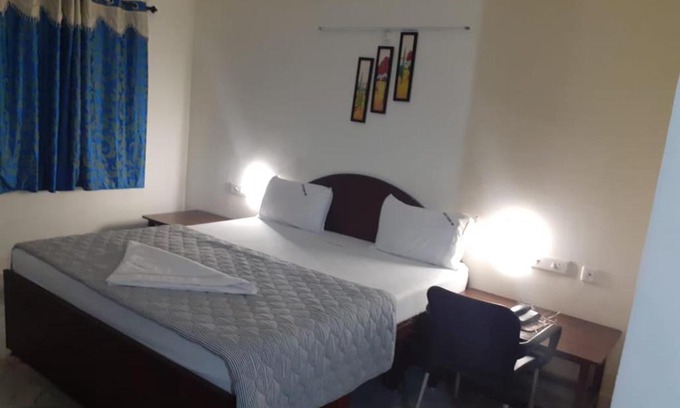 Uttukuli Hotel | Hotel Paradise Inn