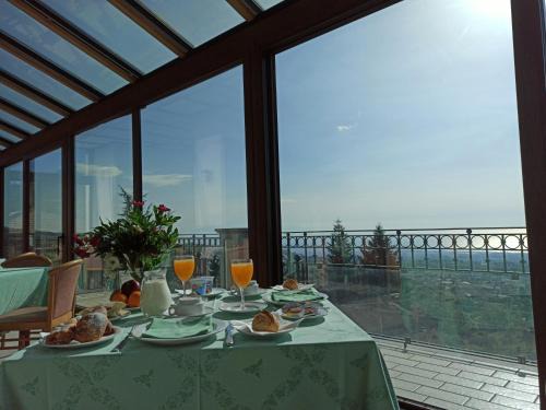 Zafferana Etnea Hotel | Hotel Primavera Dell'Etna
